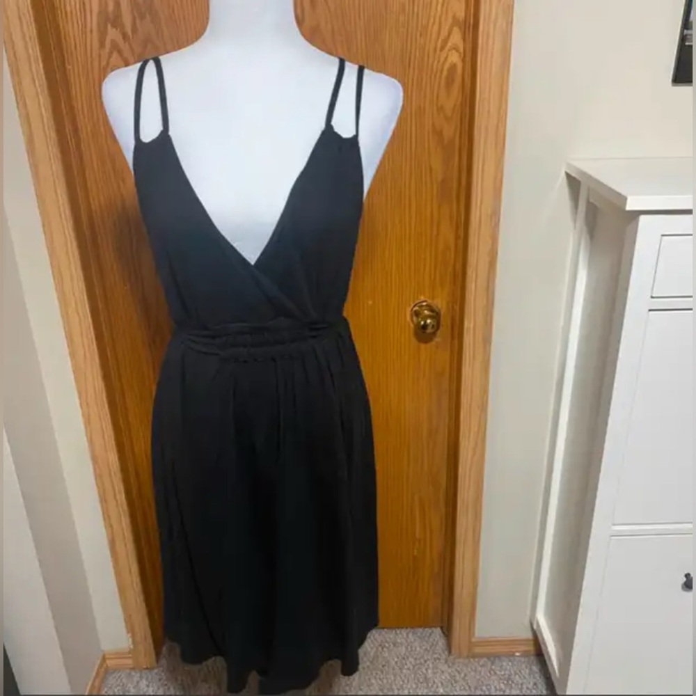 Cute black dress size large